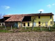 Rustici e casali in vendita di 238 m² in Via Vincenzo...