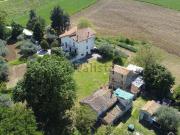 Casa di paese in vendita di 600 m² in Frazione montale, 138