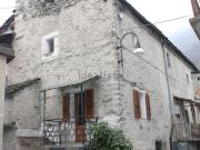 Casa di paese in vendita di 70 m² in Frazione oira