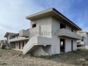 Casa di paese in vendita di 900 m² in Via Cozzo Reale, 8