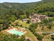 Casa di prestigio di 835 mq in vendita VIA PER ANGHIARI,...