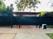 Casa dos dormis con pileta en venta en Baigorria