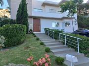 Casa Dupla Localizada no Condomínio Santo Antônio l