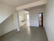 Casa duplex, 2 quartos, um lavabo, vaga de garagem