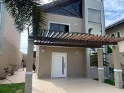 Casa duplex com 180m2 de Ã¡rea terreno 270m2 com piscina...