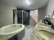 Casa Duplex com 3 suÃtes no Alto do Calhau TR219946 SLZ...