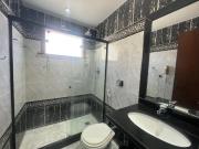 Casa Duplex com 4 quartos sendo 3 suítes no Condomínio...