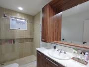 Casa Duplex com 5 quartos à venda, 312 m² por R$...