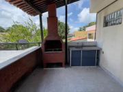 Casa duplex, com piscina e área gourmet para locação...