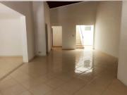 Casa Duplex Comercial en arriendo en Medellín Sector La...