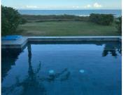 Casa Duplex con alberca y playa en fraccionamiento Velamar