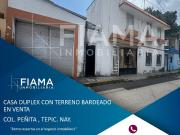 CASA DUPLEX CON TERRENO BARDEADO EN VENTA, EN COL....