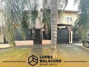 Casa / Dúplex de 4 amb. en Bº Democracia Ciudad Evita...