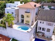 Casa Duplex de Luxo toda reformada à venda, com 4...