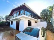 Casa duplex em condomínio fechado no Jardim Europa I 2...