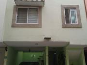 CASA DUPLEX, EXCELENTE ESTADO DE CONSERVACION/ SE PUEDE...