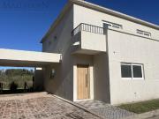 Casa Duplex Venta 3 Amb con Jardín, a Estrenar en Chic...