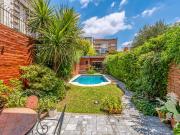 CASA DUPLEX VENTA 5 AMBIENTES JARDÍN COCHERA NUÑEZ