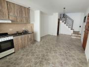 Casa duplex venta Tolosa 2 dormitorios