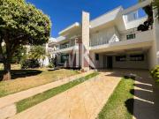 Casa e Sobrado em Condomínios para alugar com 4 Suítes...