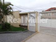 CASA E SOBRADO NO CAPÃO RASO OPÇÃO P/COMERCIAL