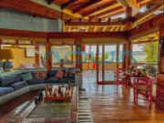 CASA EL ESCONDRIJO CON ACCESO AL LAGO