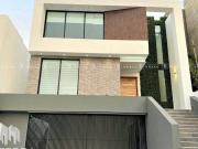 CASA EL VENTA EN LOMAS UNIVERSIDAD