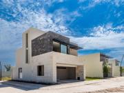 CASA ELIS EN PUNTA CORAL NORPONIENTE