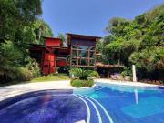 Casa em 2 lotes no condomínio Porto de Ibiúna para venda...