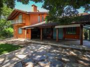 Casa em 2 pavimentos MI 9 Setor de Mansões do Lago Norte