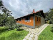Casa em Amparo, Nova Friburgo/RJ de 196m² 3 quartos à...