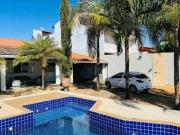 Casa em Arniqueira 3 Quartos mais piscina, Condomínio...