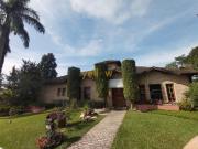 Casa em Arujázinho: 3 Suítes, 5 Banheiros R$2.300.000