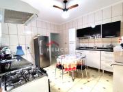 Casa em Avenida Cláudio Ferreira Cesário Jardim Monte...