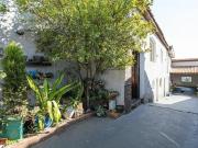 Casa em Avenida Inocêncio Seráfico Centro Carapicuíba/SP