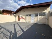 Casa em Avenida José Fonseca Arruda Jardim dos Oliveiras...