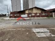 Casa em Avenida Juscelino Kubitschek de Oliveira Caiçara...