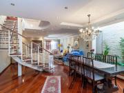 Casa em Avenida Mariland Mont Serrat Porto Alegre/RS