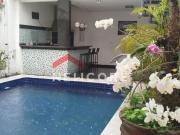 Casa em Avenida Prefeito Hirant Sanazar Umuarama Osasco/SP