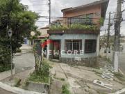 Casa em Avenida Senador Casimiro da Rocha Mirandópolis...