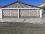 Casa em Balneário Maracanã, Praia Grande/SP de 153m² 3...
