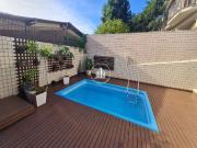 Casa em Barreiros, São José/SC de 242m² 5 quartos à...