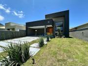 Casa em Cajueiros Itaipuaçu, Maricá/RJ de 162m² 3...