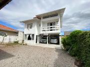 Casa em Caminho Novo, Palhoça/SC de 162m² 4 quartos à...