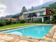 Casa em Carlos Guinle, Teresópolis/RJ de 161m² 3 quartos...