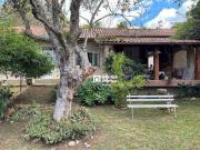 Casa em Cascatinha, Nova Friburgo/RJ de 217m² 4 quartos...