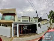 Casa em Centro, Balneário Camboriú/SC de 130m² 3 quartos...