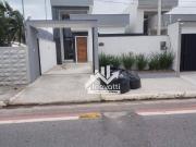 Casa em Centro, Maricá/RJ de 86m² 2 quartos à venda por...