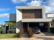 Casa em Centro Sul, Várzea Grande/MT de 250m² 3 quartos...