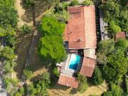 Casa em Chácara dos Junqueiras, Carapicuíba/SP de 911m²...